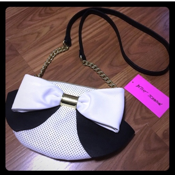 Betsey Johnson Bow Crossbody - Picture 2 of 8